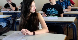 &Upsilon;&pi;. &Pi;&alpha;&iota;&delta;&epsilon;ί&alpha;&sigmaf;: &Upsilon;&pi;&omicron;&beta;&omicron;&lambda;ή &alpha;ί&tau;&eta;&sigma;&eta;&sigmaf; &sigma;&upsilon;&mu;&mu;&epsilon;&tau;&omicron;&chi;ή&sigmaf; &sigma;&tau;&iota;&sigmaf; &epsilon;&xi;&epsilon;&tau;ά&sigma;&epsilon;&iota;&sigmaf; &kappa;&alpha;&iota; &mu;&eta;&chi;&alpha;&nu;&omicron;&gamma;&rho;&alpha;&phi;&iota;&kappa;&omicron;ύ &Epsilon;&lambda;&lambda;ή&nu;&omega;&nu; &tau;&omicron;&upsilon; &epsilon;&xi;&omega;&tau;&epsilon;&rho;&iota;&kappa;&omicron;ύ